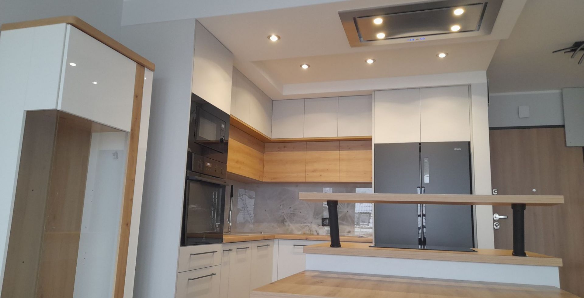 Loftsintegreret emhætte Astor Super Slim Inox - INOX - Aranżacja
