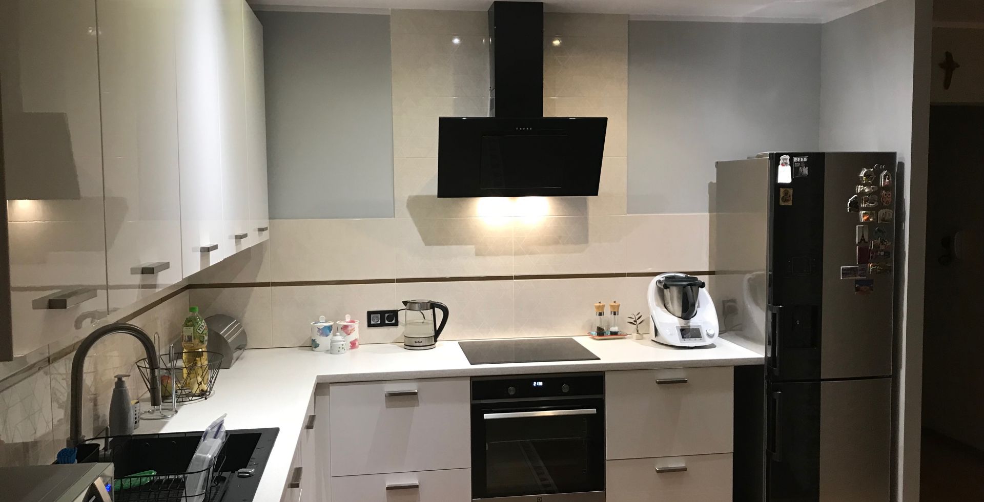 Væghængt emhætte Dynamic Black - Matsort - Aranżacja